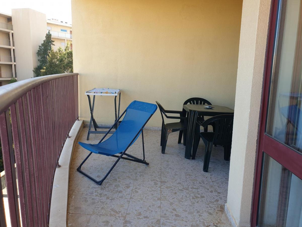 Mar Apartment